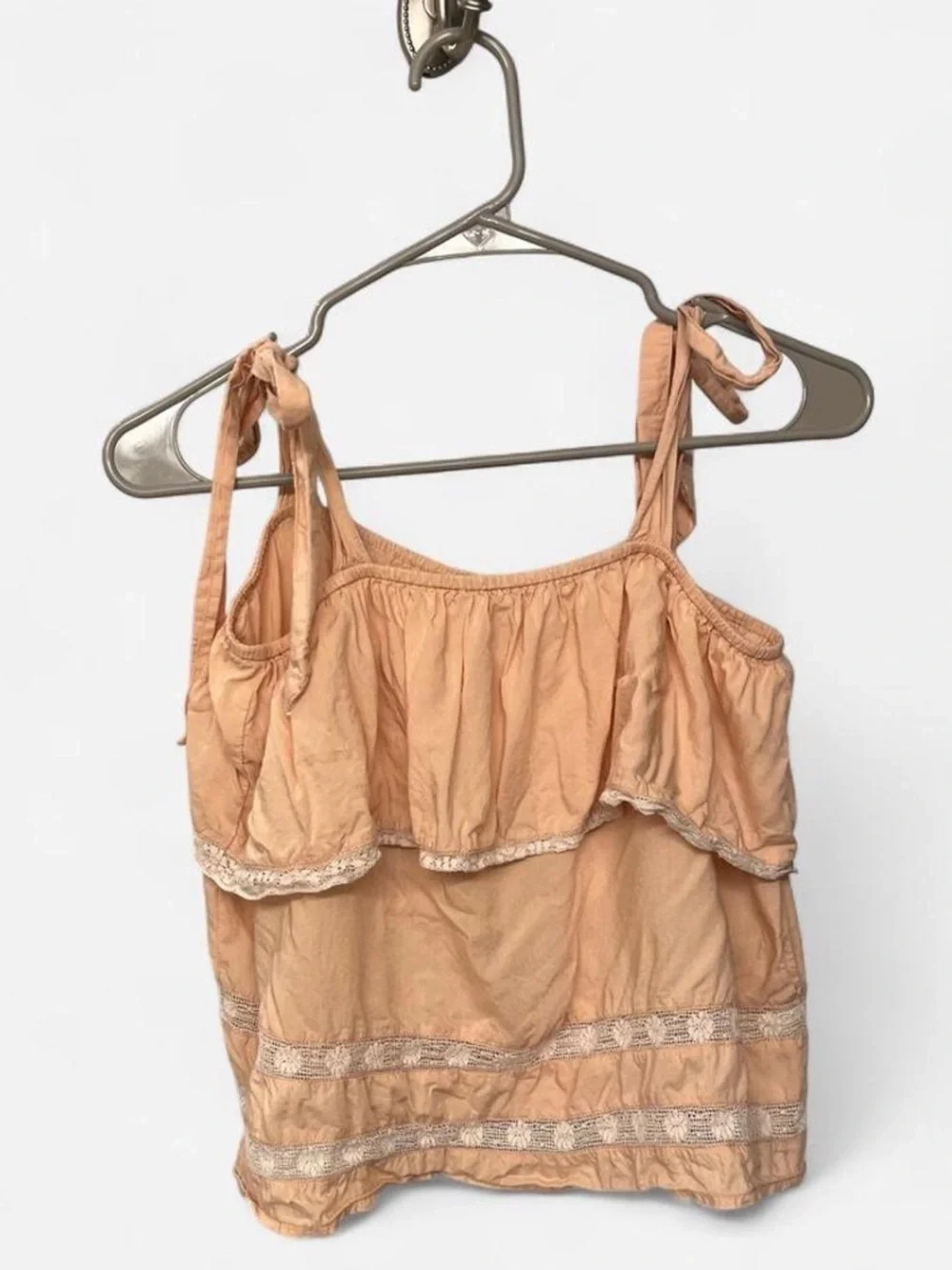 EUC/Like-New American Eagle Outfitters Shoulder-Tie Tiered Ruffle/Lace Tank Top - Picture 2 of 7